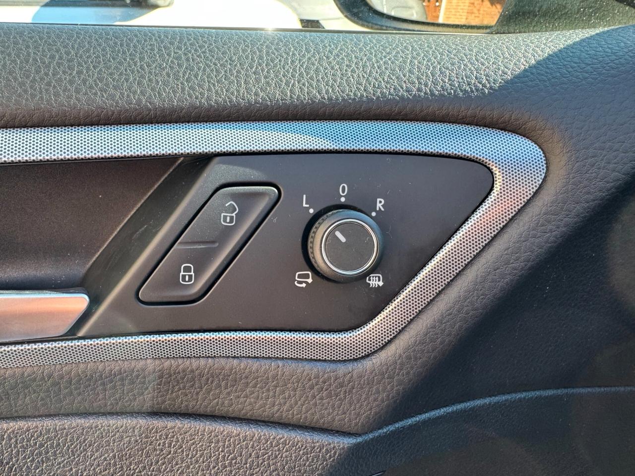 Volkswagen Golf 1.6 TDI 115 CV 5p. Highline BlueMotion Technology