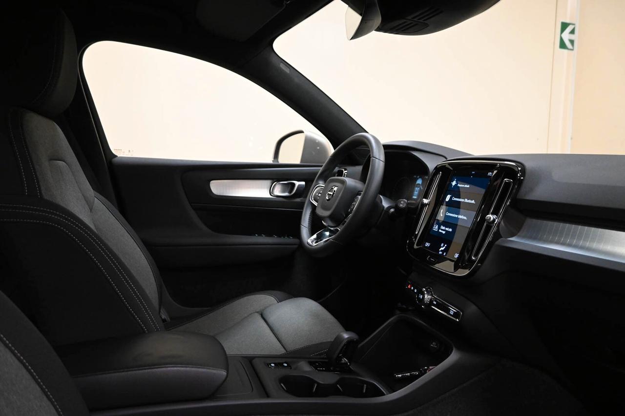 VOLVO XC40 (2017-->) XC40 T2 automatico Core