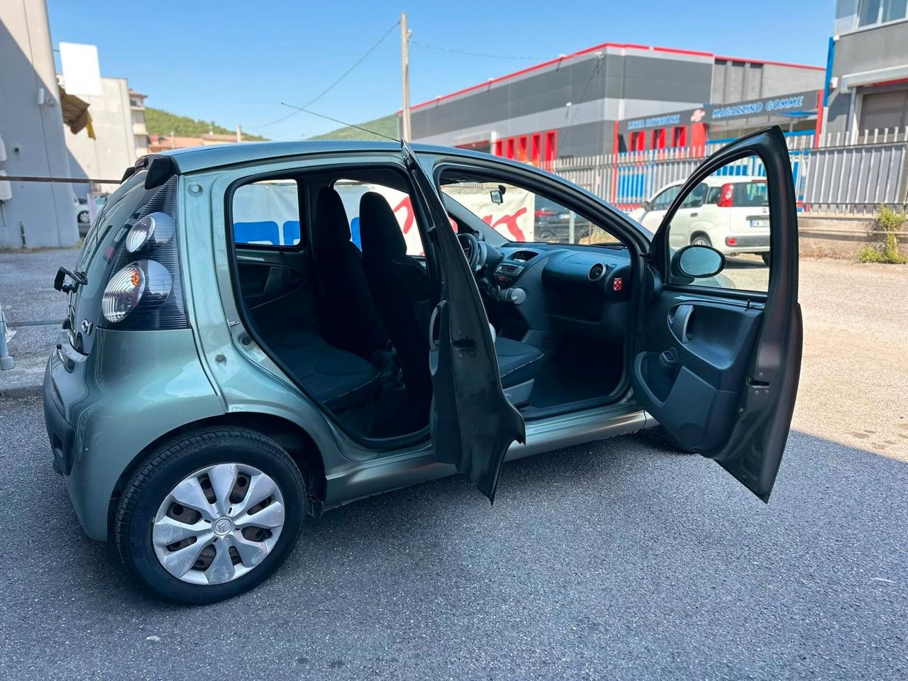 Citroen C1 1.0 5 porte neopatentati