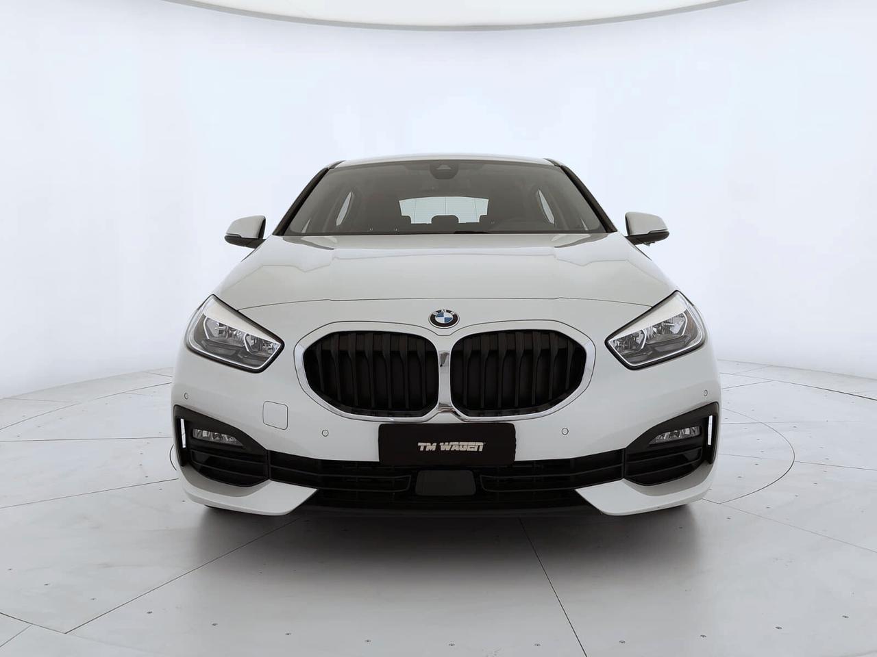 BMW 116d Business Advantage auto - IVA ESPOSTA