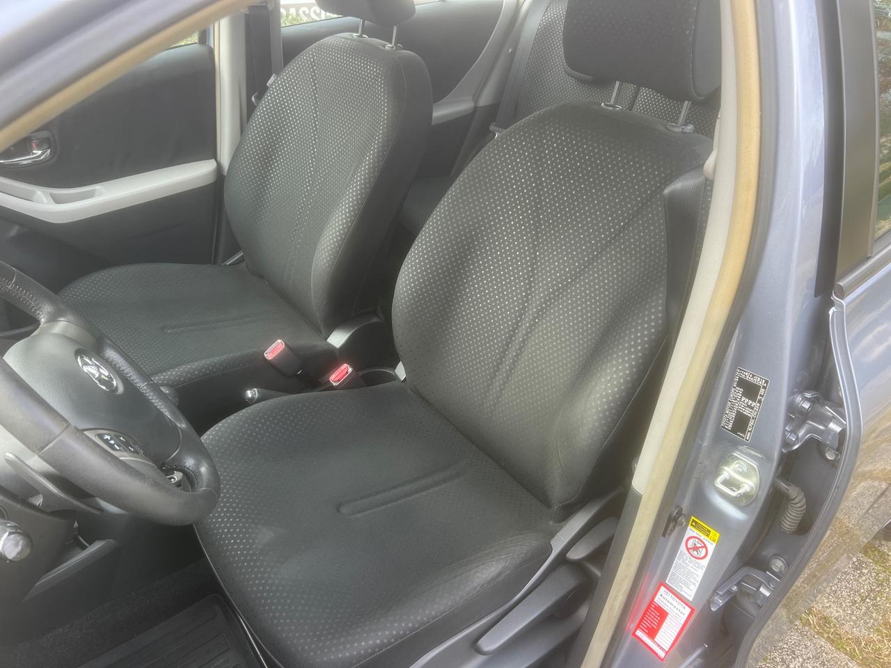 Toyota Yaris 1.4D-4D 90CV AUTOMATICA-2010"UNIPRO"