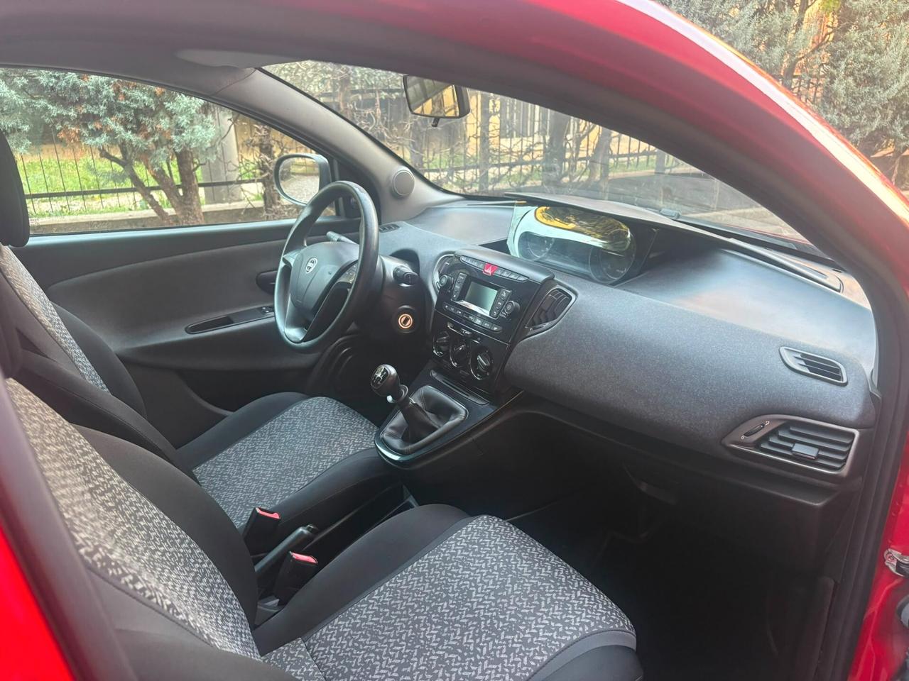 Lancia Ypsilon 1.2 69 CV 5 porte S&S Elefantino Blu