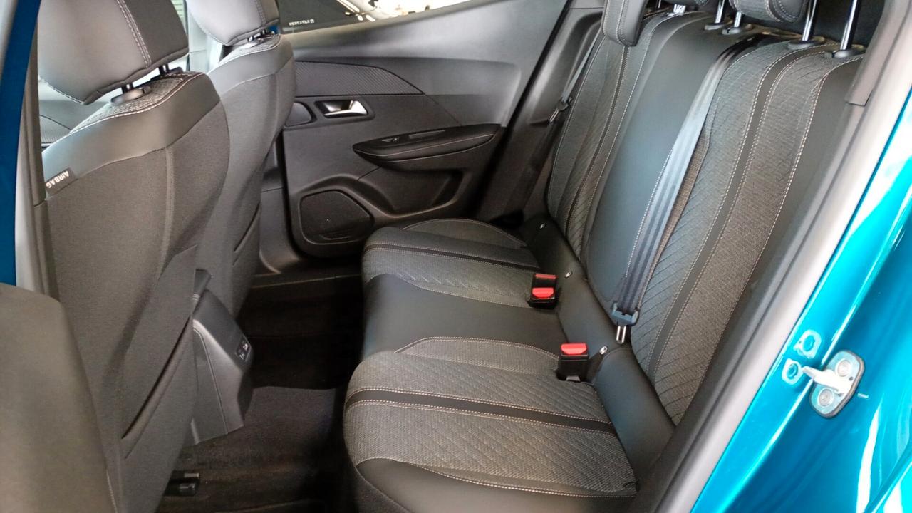 Peugeot 2008 Hybrid 145 e-DCS6 Allure - 2025 - AZIENDALE
