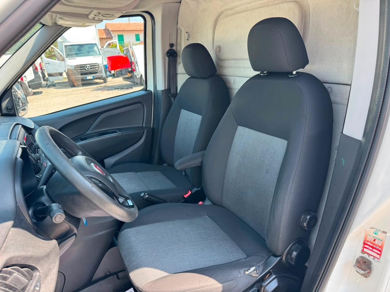 Fiat Doblo Doblò 1.4 T-Jet 16V Natural Power Lounge