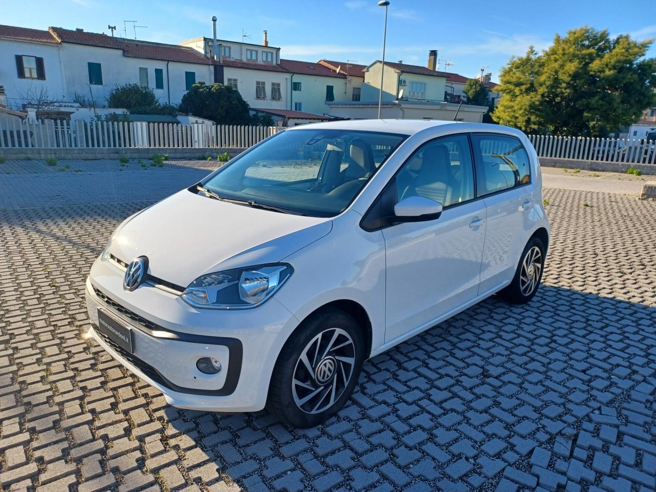 Volkswagen up! 1.0 5p. move