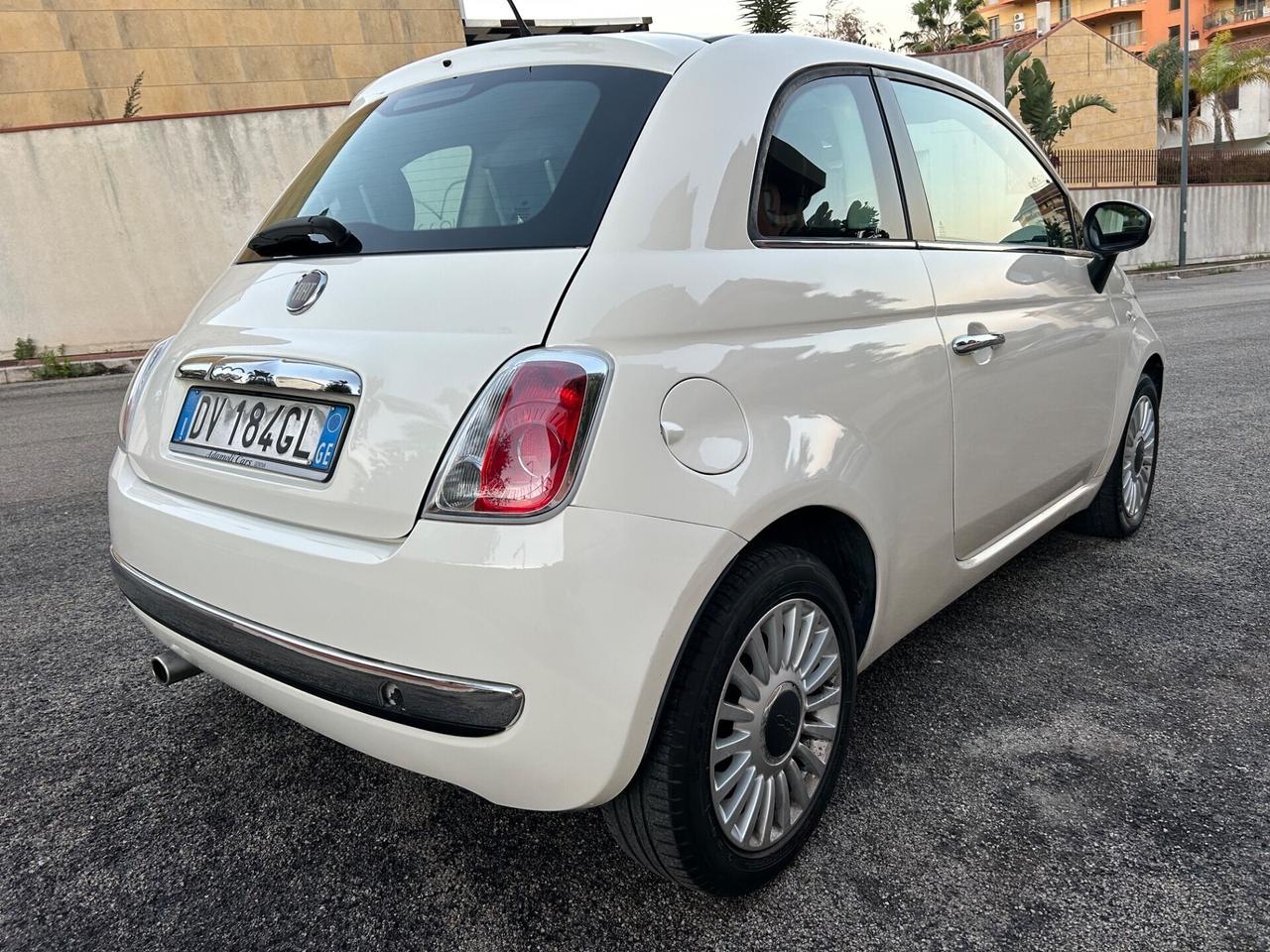 Fiat 500 1.2 Lounge ideale per neopatentati