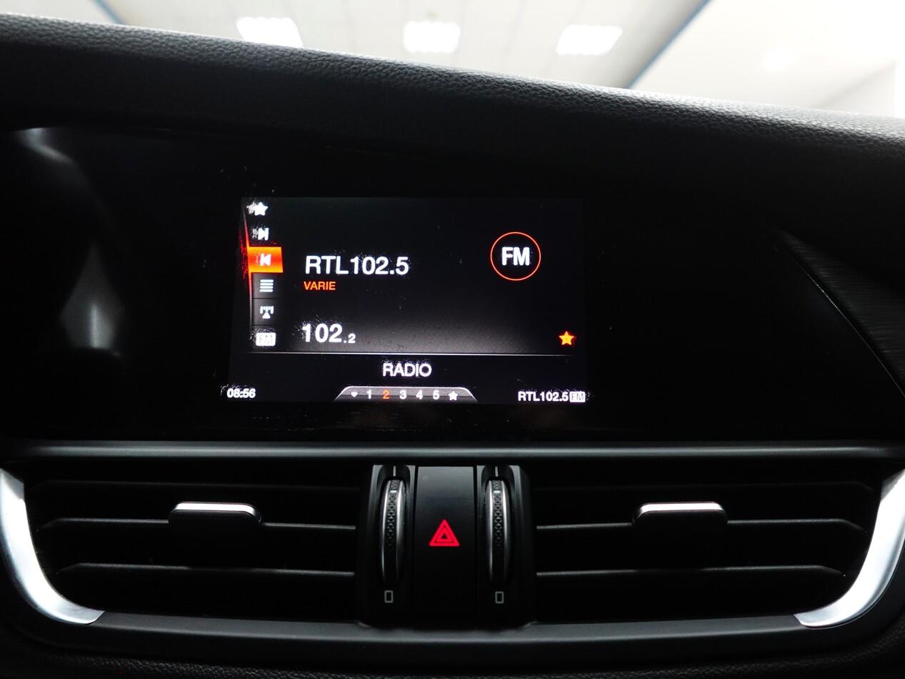 Alfa Romeo Giulia 2.2 MJT 150 CV GIULIA