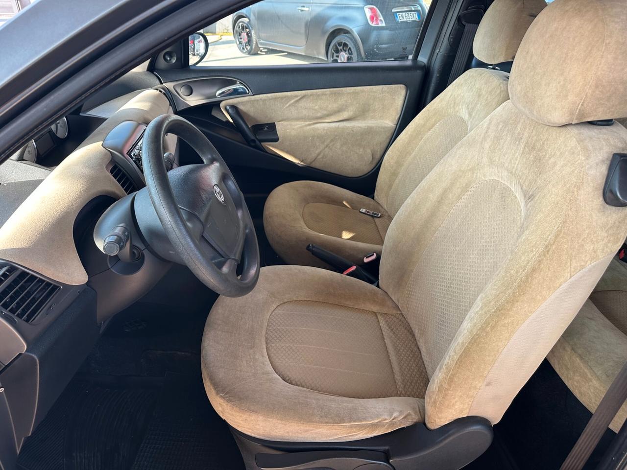 LANCIA YPSILON 1.2 ARGENTO*175€ AL MESE*