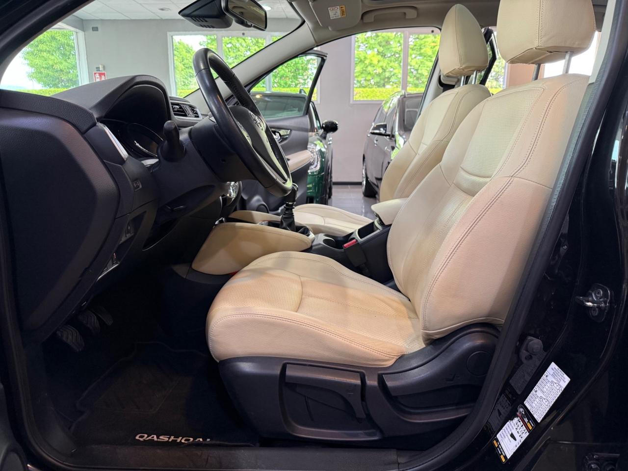 Nissan Qashqai 1.5 dci Tekna 110cv TETTO+CAMERE 360°