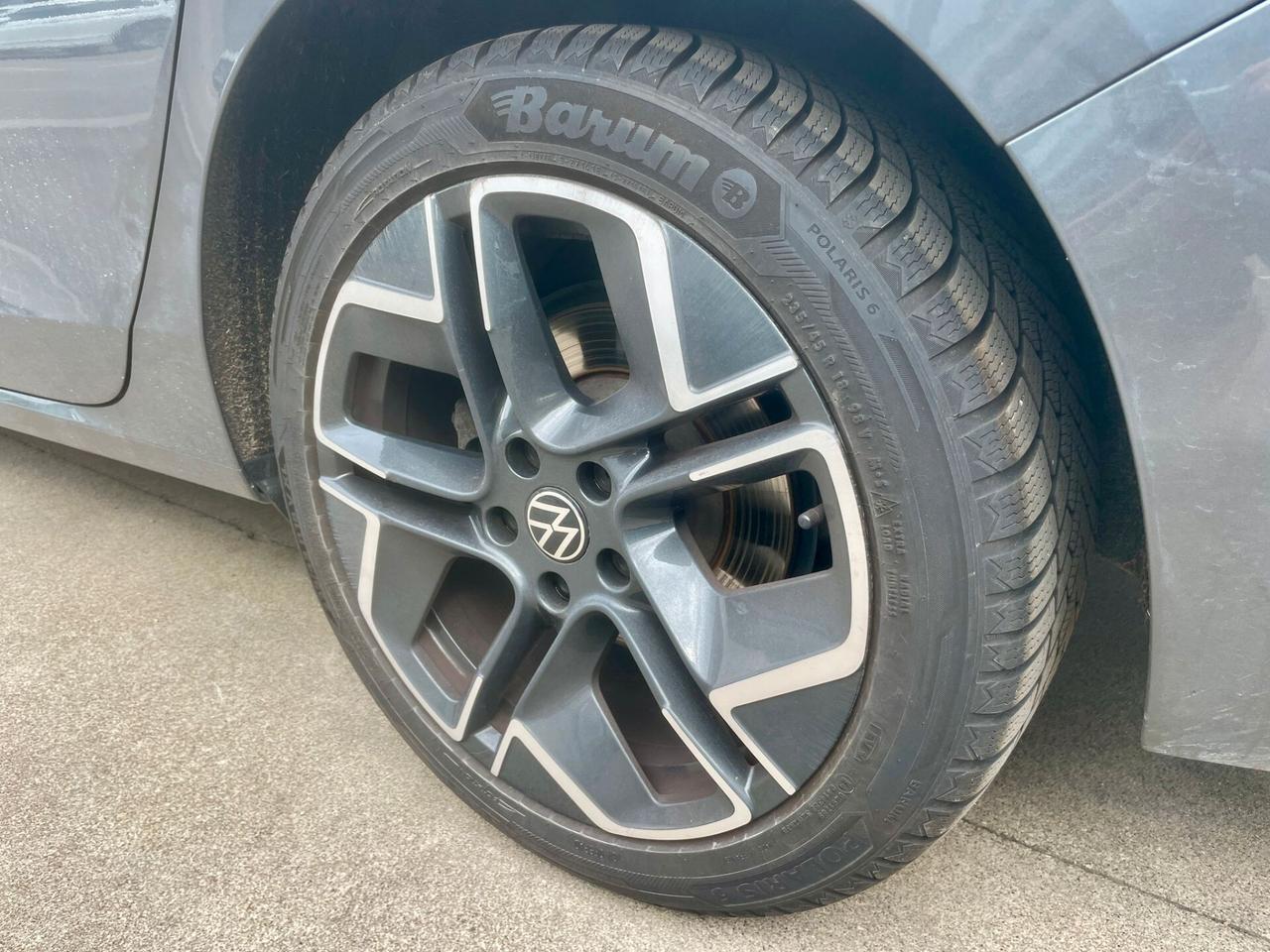 VW Passat Variant 2.0 TDI SCR EVO DSG Business * SINISTRATA*