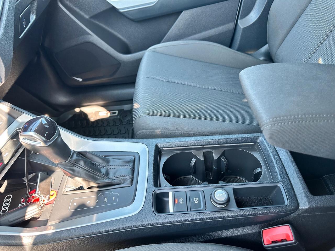 Audi Q3 35 TDI S tronic Business Advanced