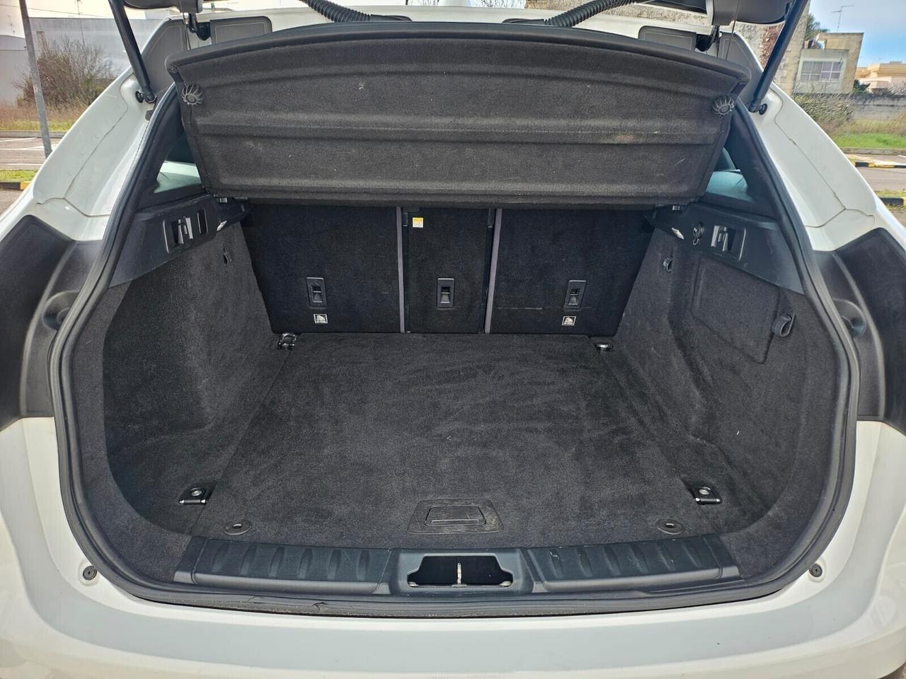 Jaguar F-Pace 2.0 D 180 CV AWD Prestige