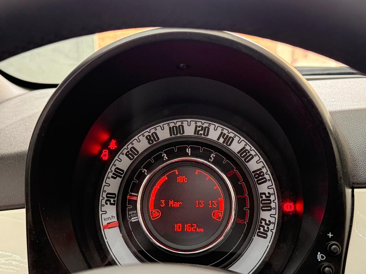 Fiat 500 C 1.0 Hybrid Lounge ** 10.136 km **