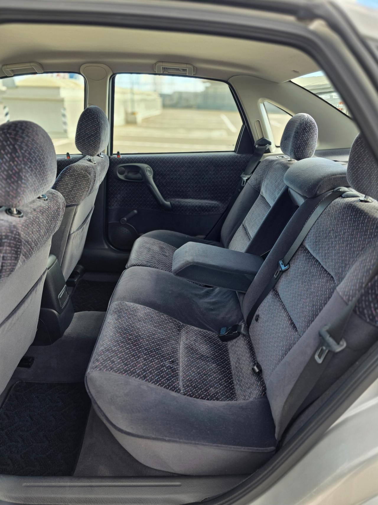 Opel Vectra 1.6cc 16V "CD"/101CV-74kW