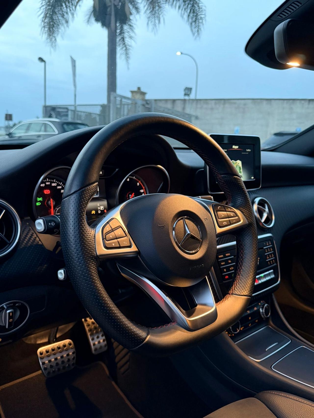 Mercedes-benz A 180d Automatic Premium AMG Pelle/Led