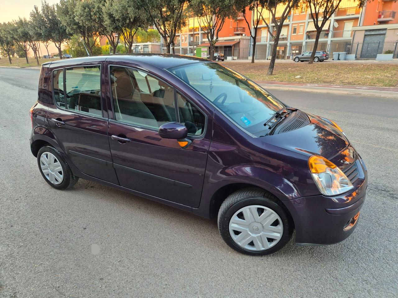 Renault modus 1.2 benzina anno 06 viola