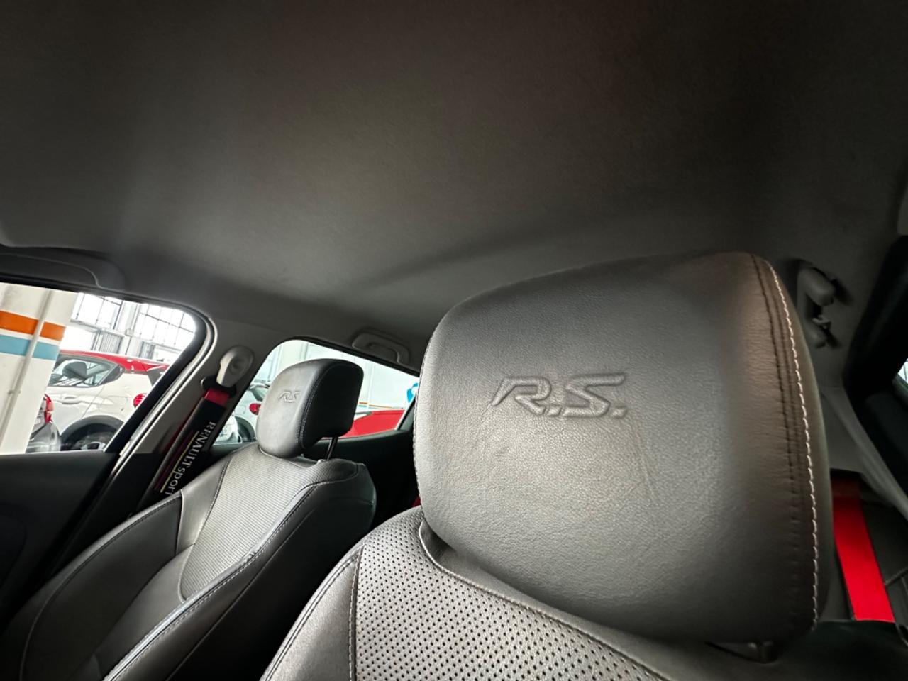 Renault Clio TCe 220CV EDC 5 porte Energy R.S. Trophy - Autonavigli