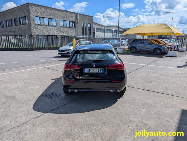 MERCEDES-BENZ A 250 e Automatic EQ-Power Sport