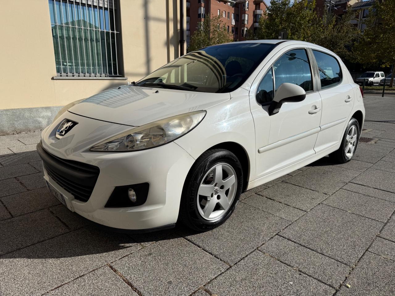 Peugeot 207 Plus 1.4 8V 75CV 5 porte