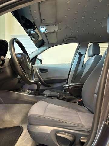 BMW 116 116I Attiva
