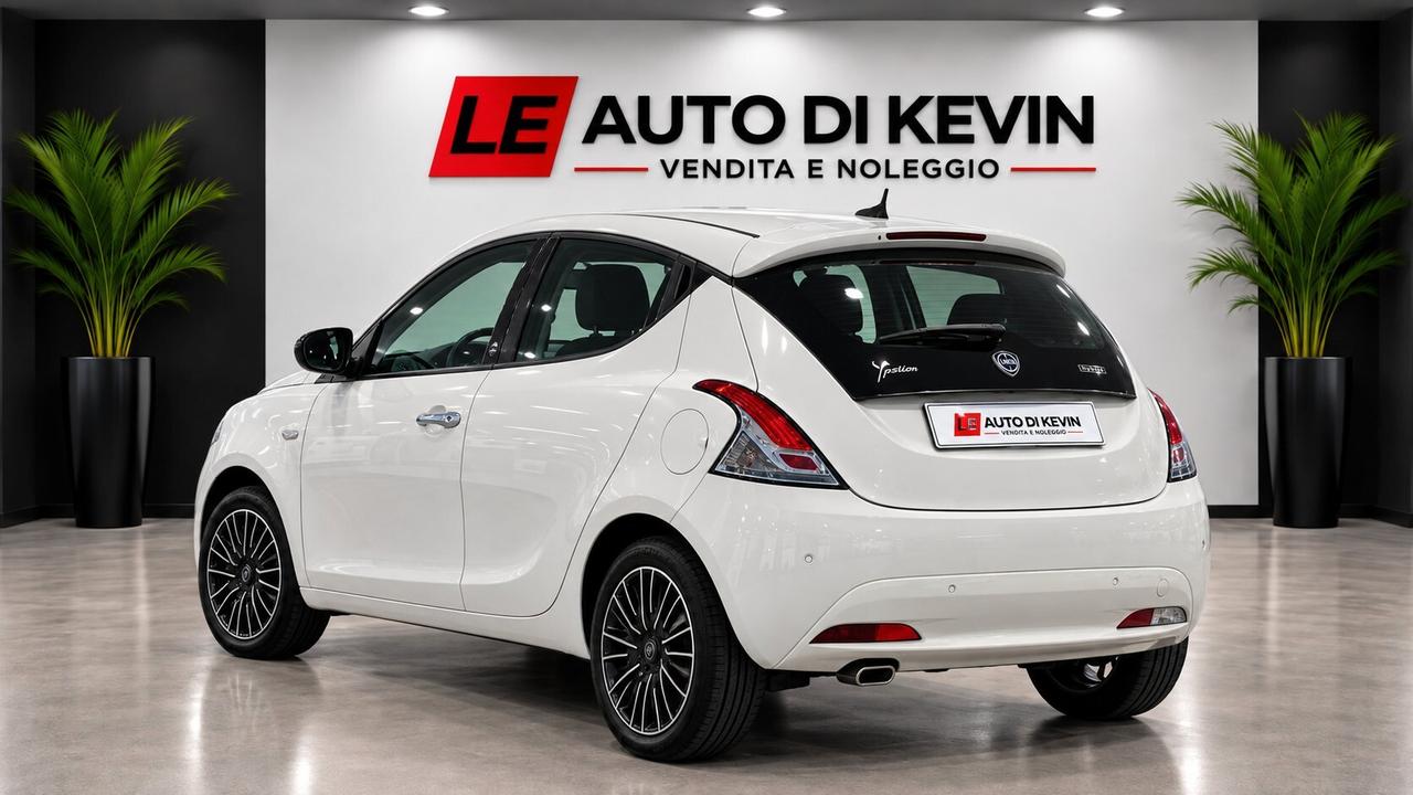 Lancia Ypsilon 1.0 FireFly 5 porte S&S Hybrid Ecochic Gold
