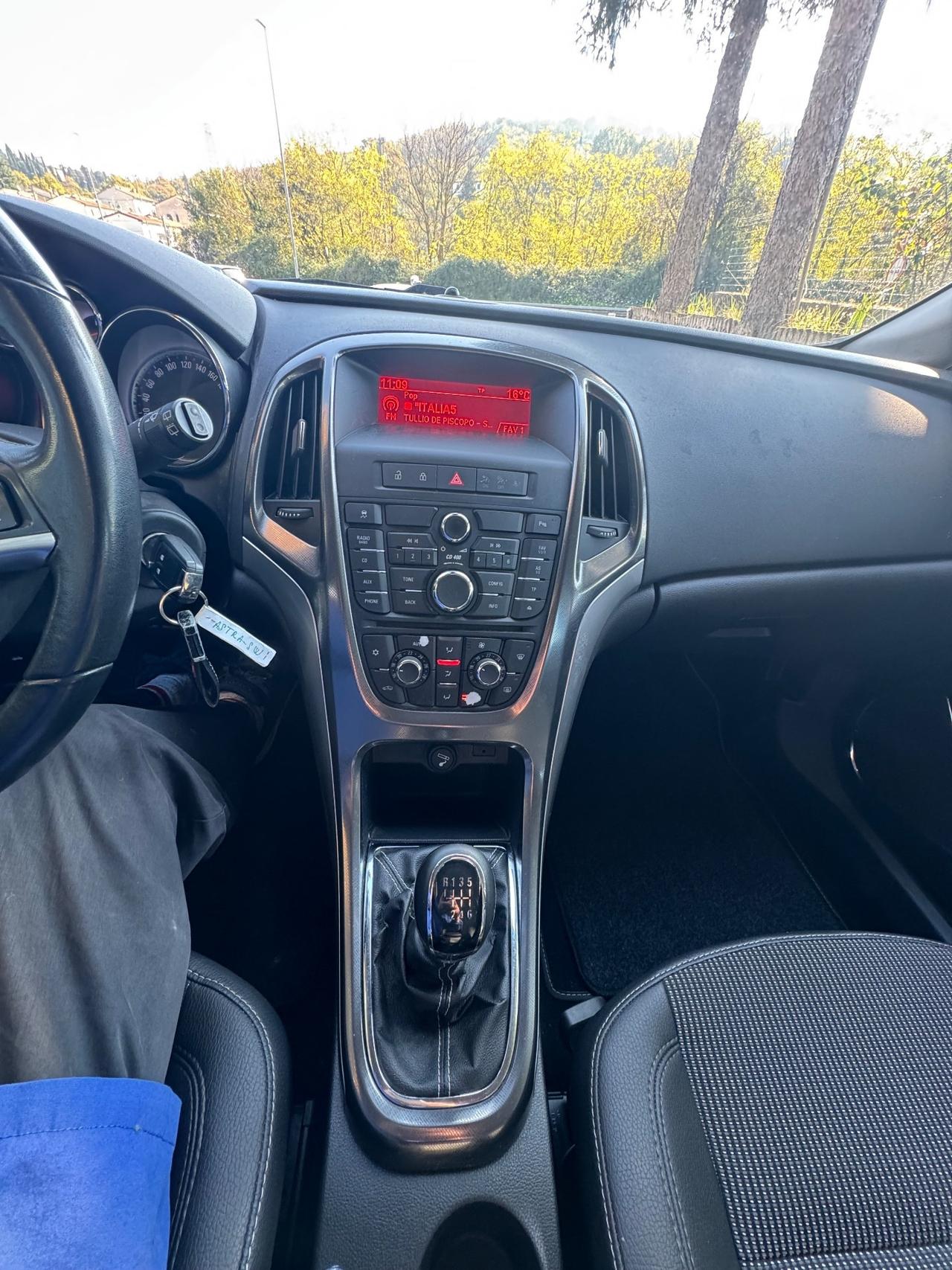 Opel Astra 1.7 CDTI 110CV Sports Tourer Cosmo