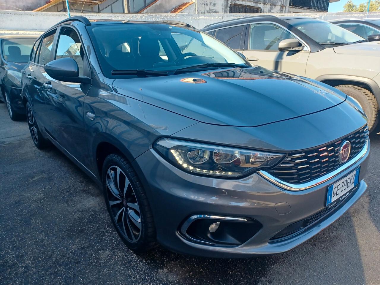 FIAT TIPO 1.6 M.JET. LOUNGE ANNO 2021
