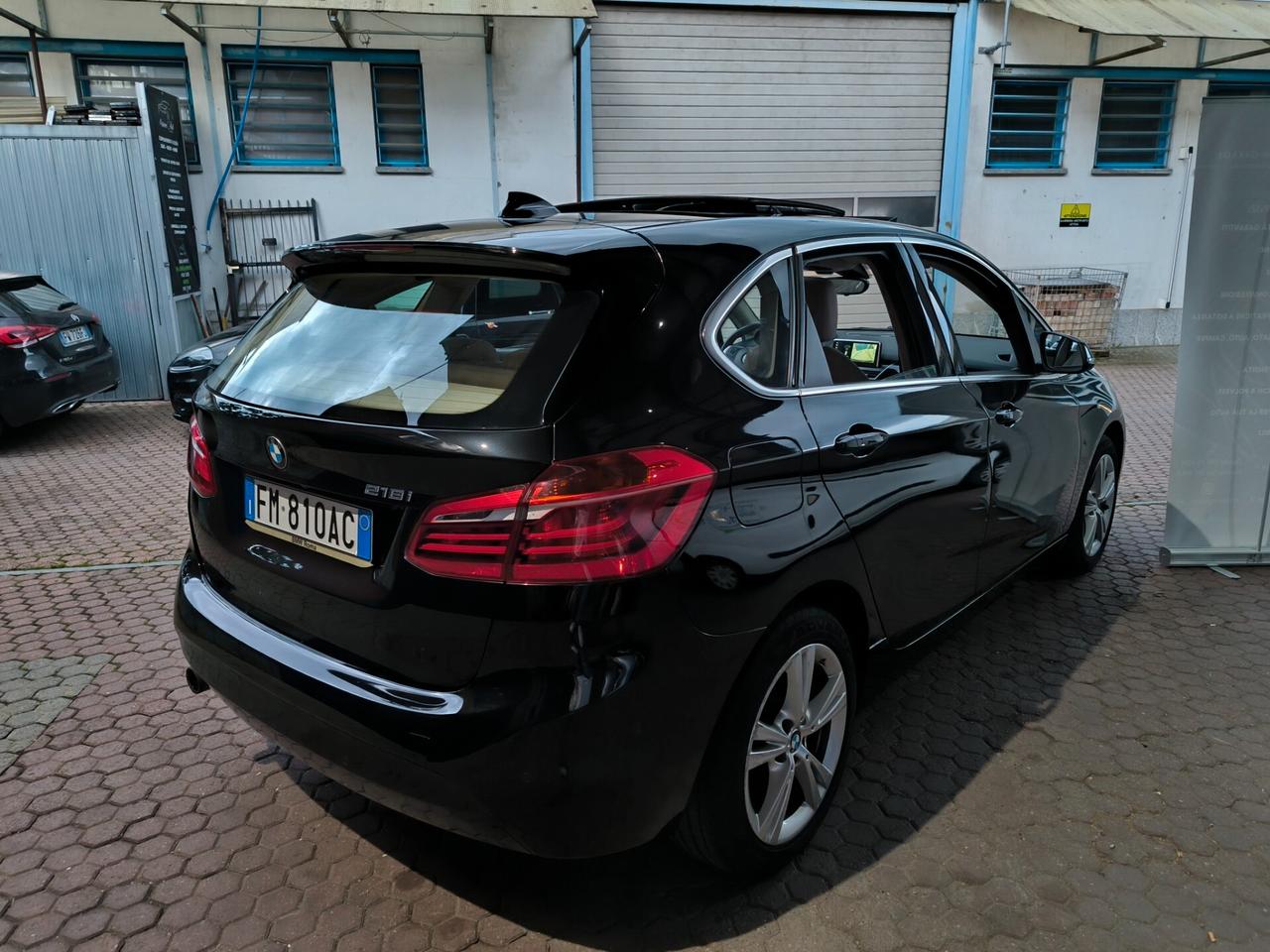 Bmw 2er Active Tourer 218i 135CV Luxury 2017 TETTO APRIBILE