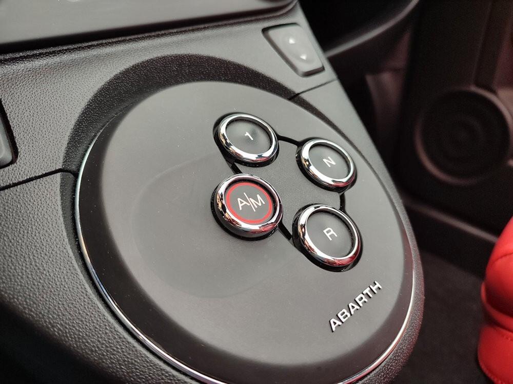 Abarth 500 C 1.4 Turbo T-Jet MTA Cabriolet