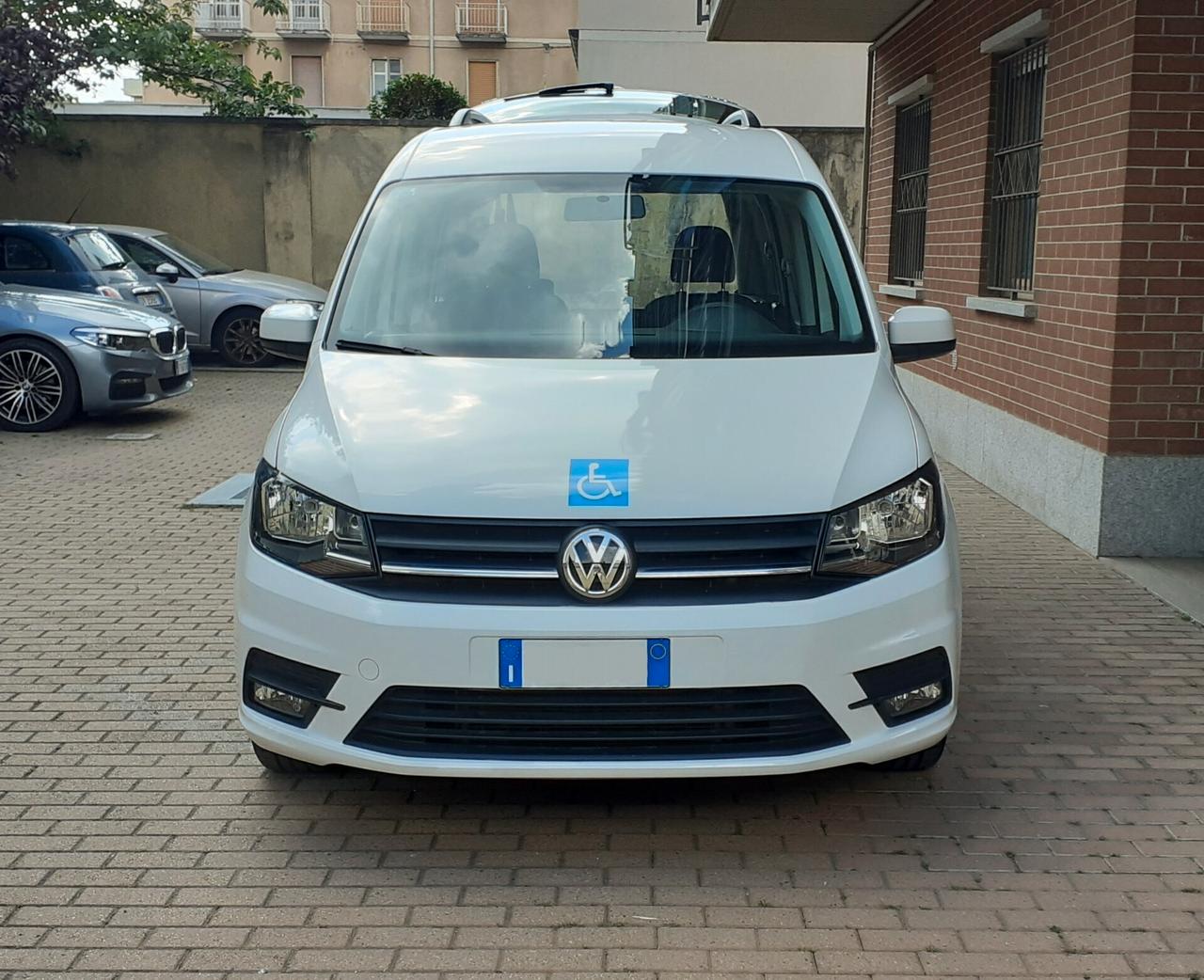 Caddy 1.2 TSI benzina trasporto disabili ribassato