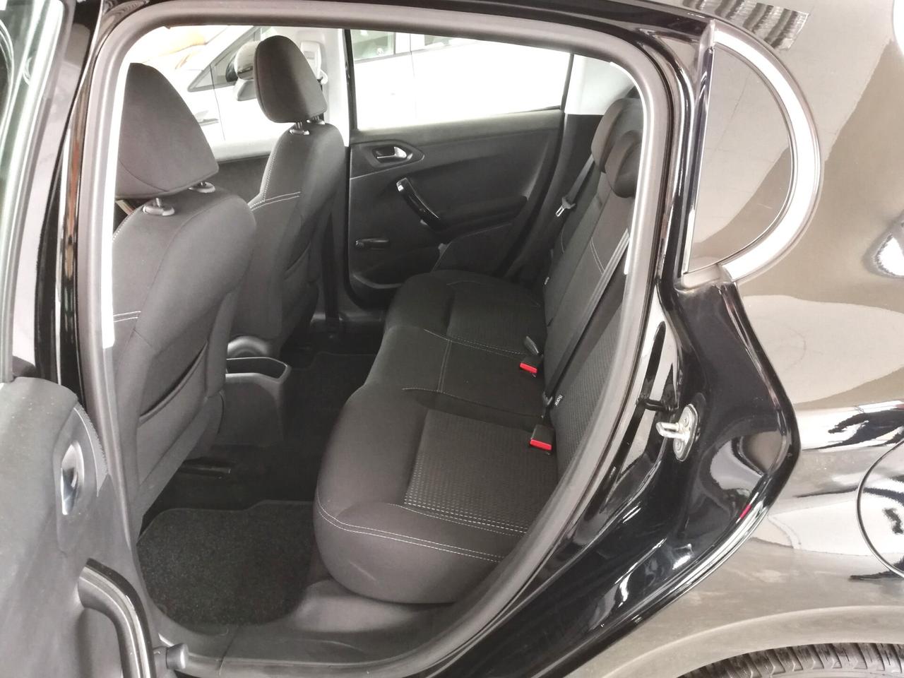Peugeot 208 BlueHDi 75 5 porte Allure Unico proprietario