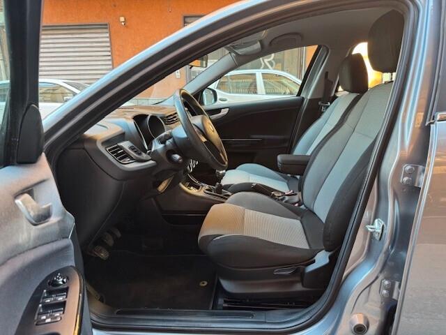 Alfa Romeo Giulietta 1.6 JTDm-2 Distinctive