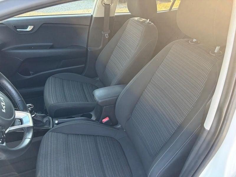 Kia Stonic 1.2 dpi Style s/Navi Pack gpl 82c