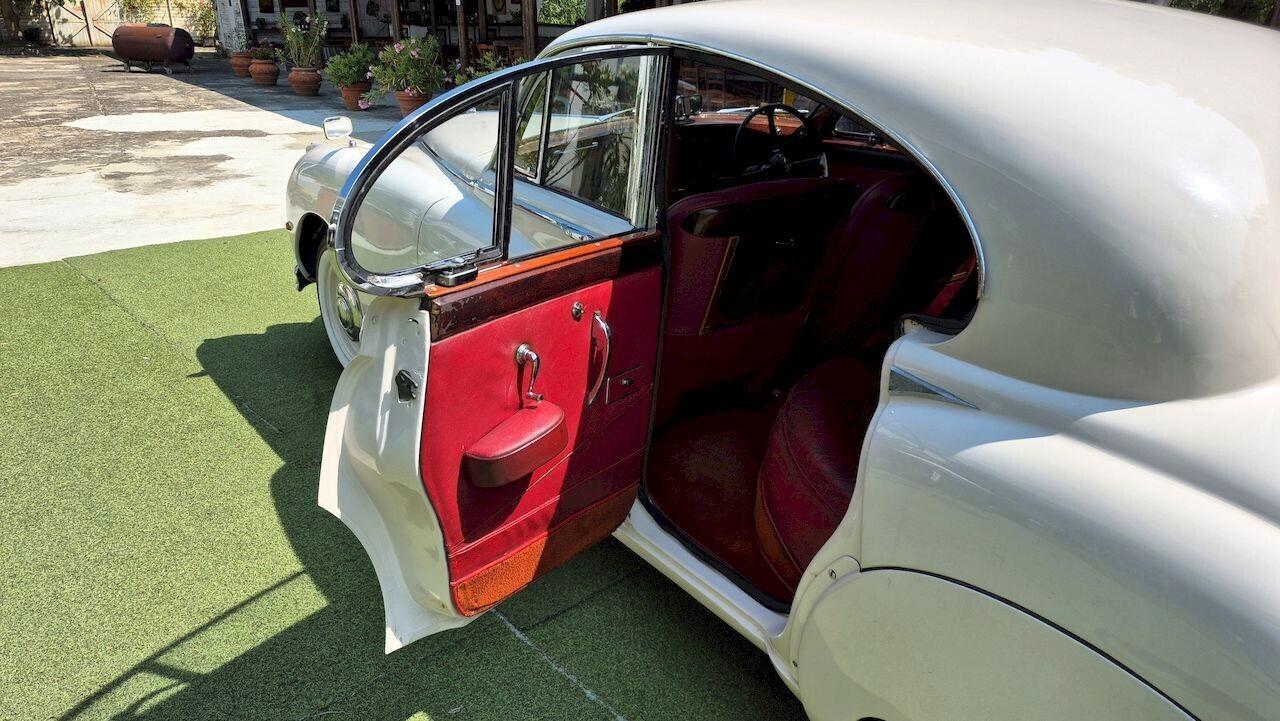 Jaguar Mark IX Saloon MK 9 – 1960 - SUMMER PRICE