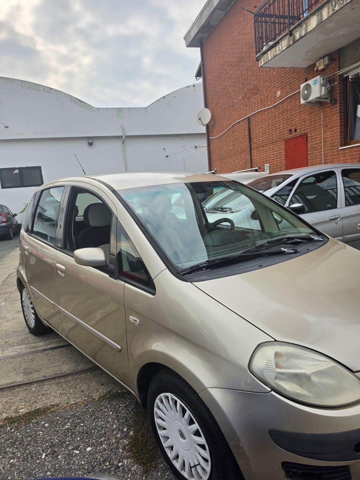 Lancia MUSA 1.4 16V Platino