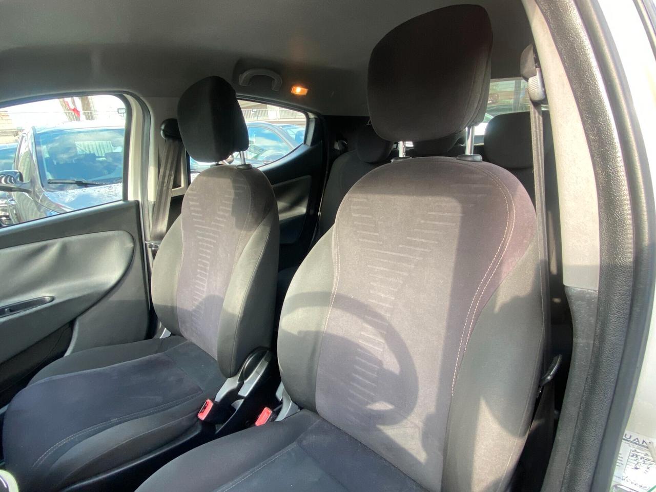 LANCIA Ypsilon 1.3 Mjt 95Cv 5p. Silver PDC Posteriori