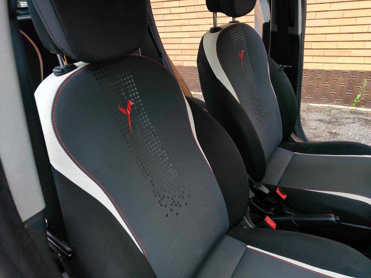 Lancia Ypsilon 1.2 69 CV 5 porte Elle