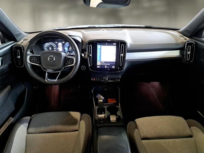 VOLVO XC40 T4 RECHARGE PLUG-IN AUTO CORE SUV