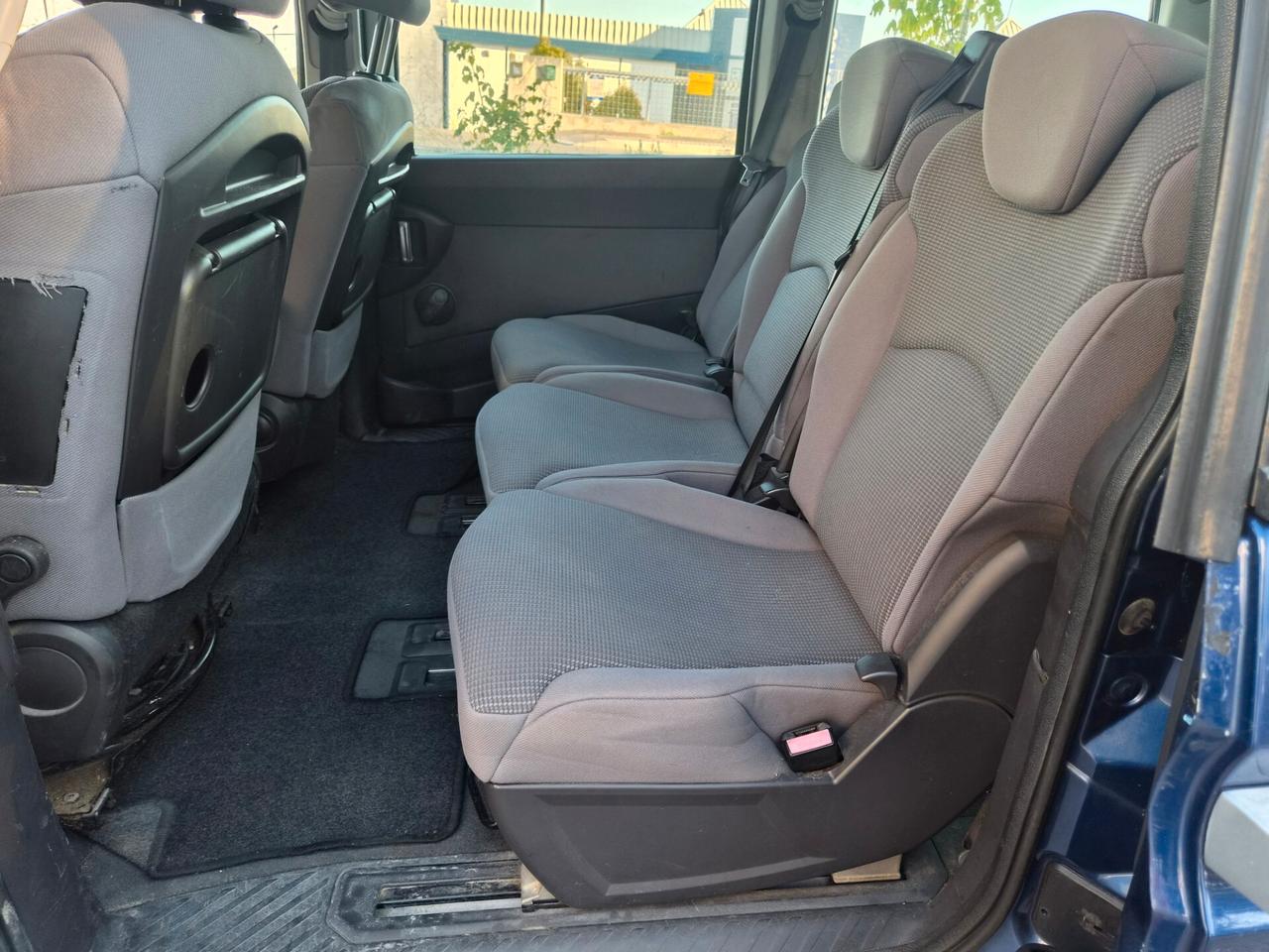 Peugeot 807 2.0 HDi S