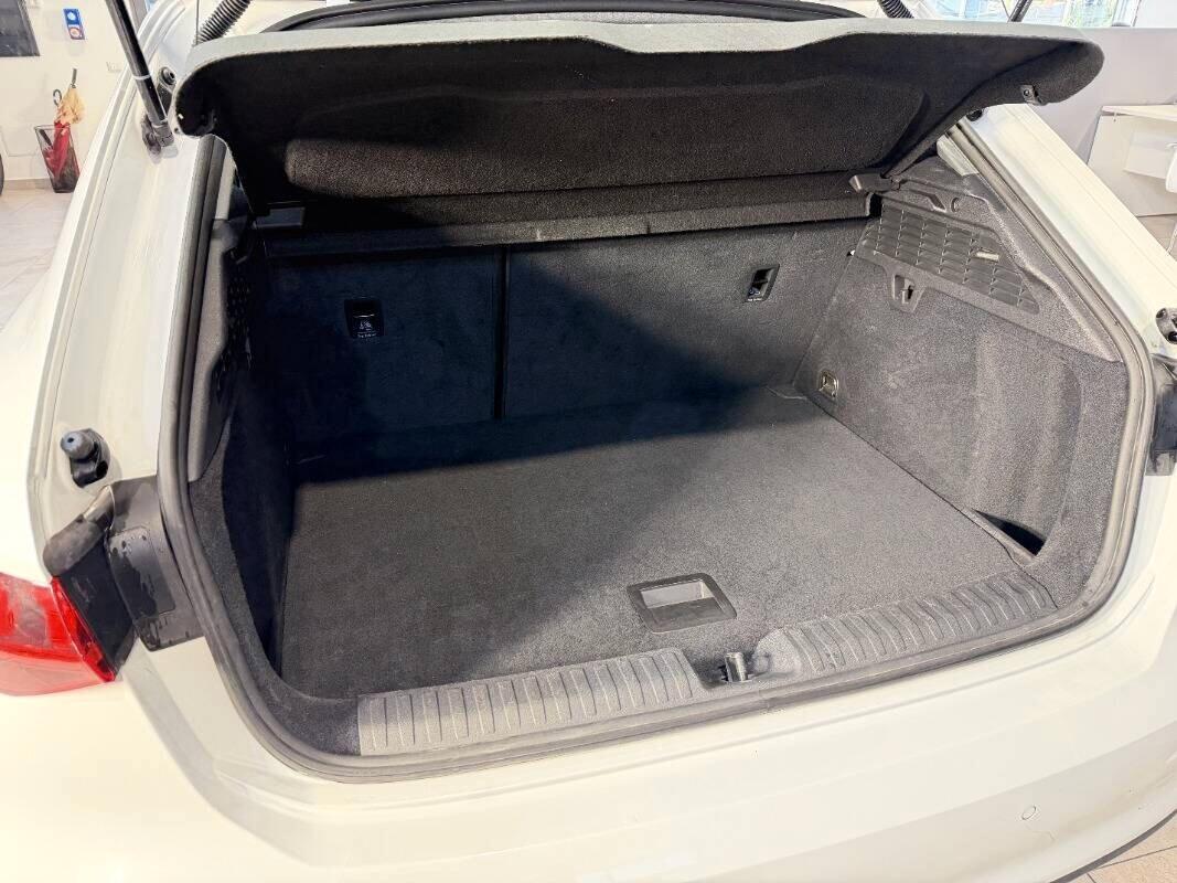 Audi A3 SPB 30 TDI S tronic Business Advanced