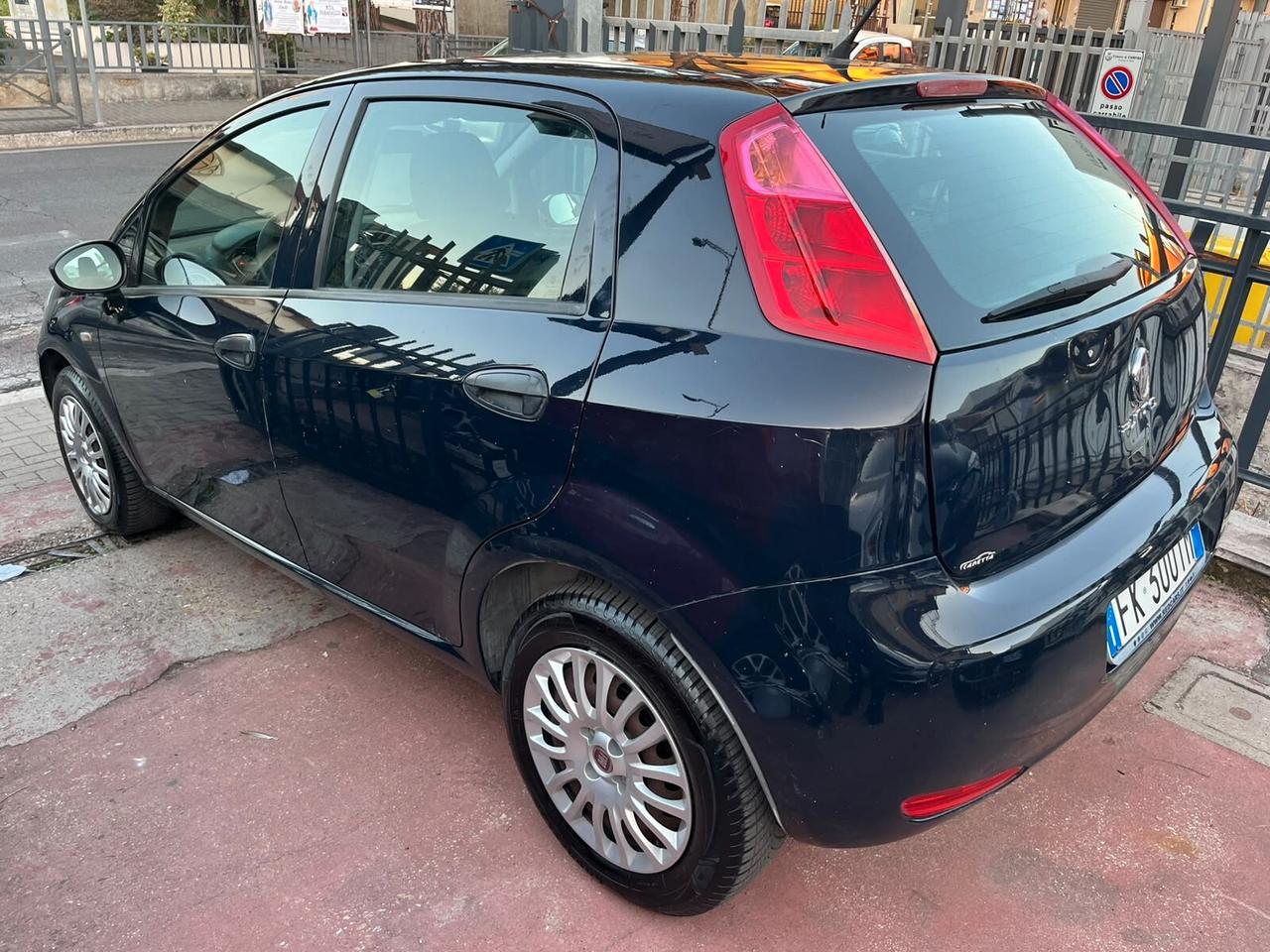 Fiat Punto 1.4 8V 5 porte Easypower Street