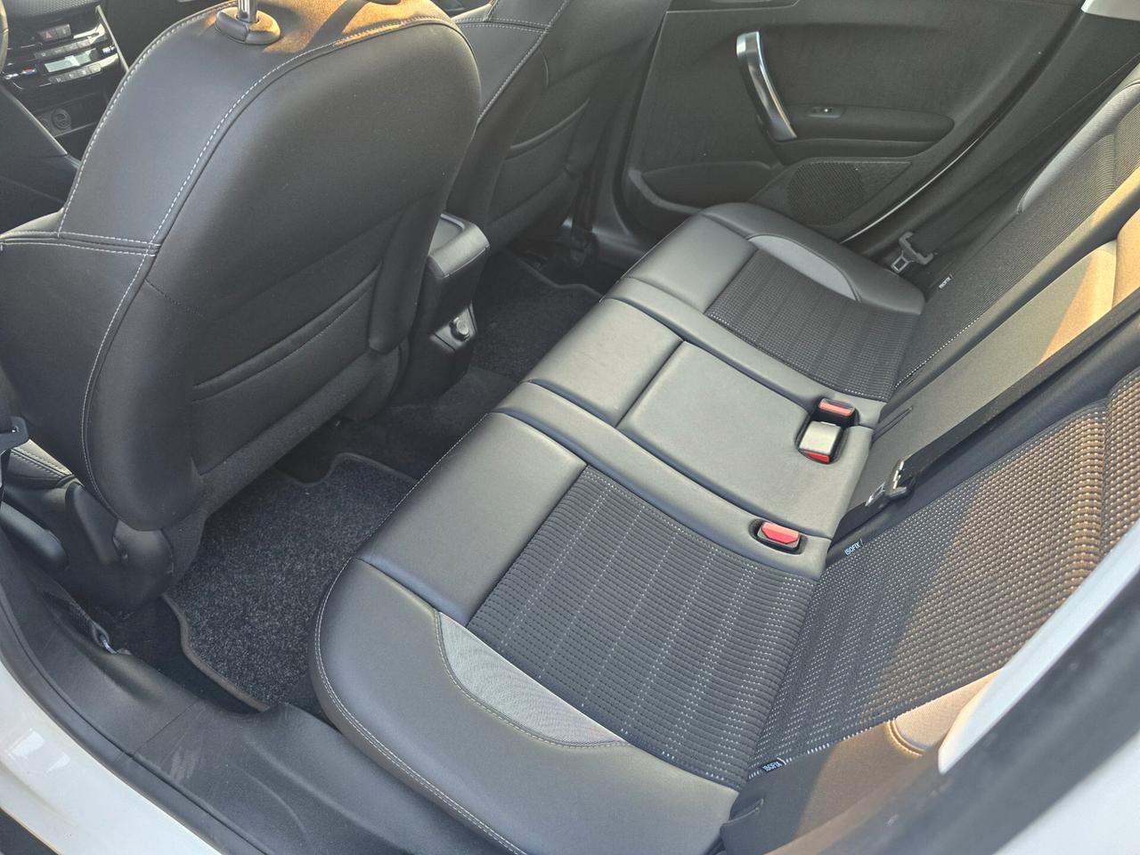 PEUGEOT 2008 1.6 VTi "OK PER NEOPATENTATI"