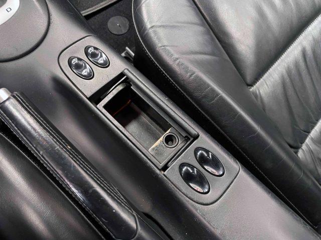 PORSCHE 911 996 COUPE TIPTRONIC 3.4 CARRERA 4