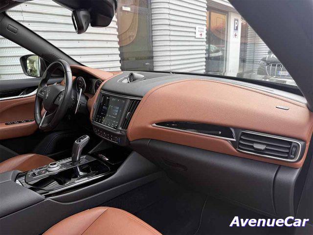 MASERATI Levante MHEV GT TETTO APRIBILE CERCHI 20'' IVA ESPOSTA