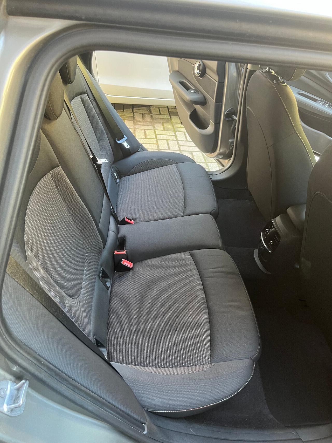Mini One Clubman 1.5 Benzina - 2016