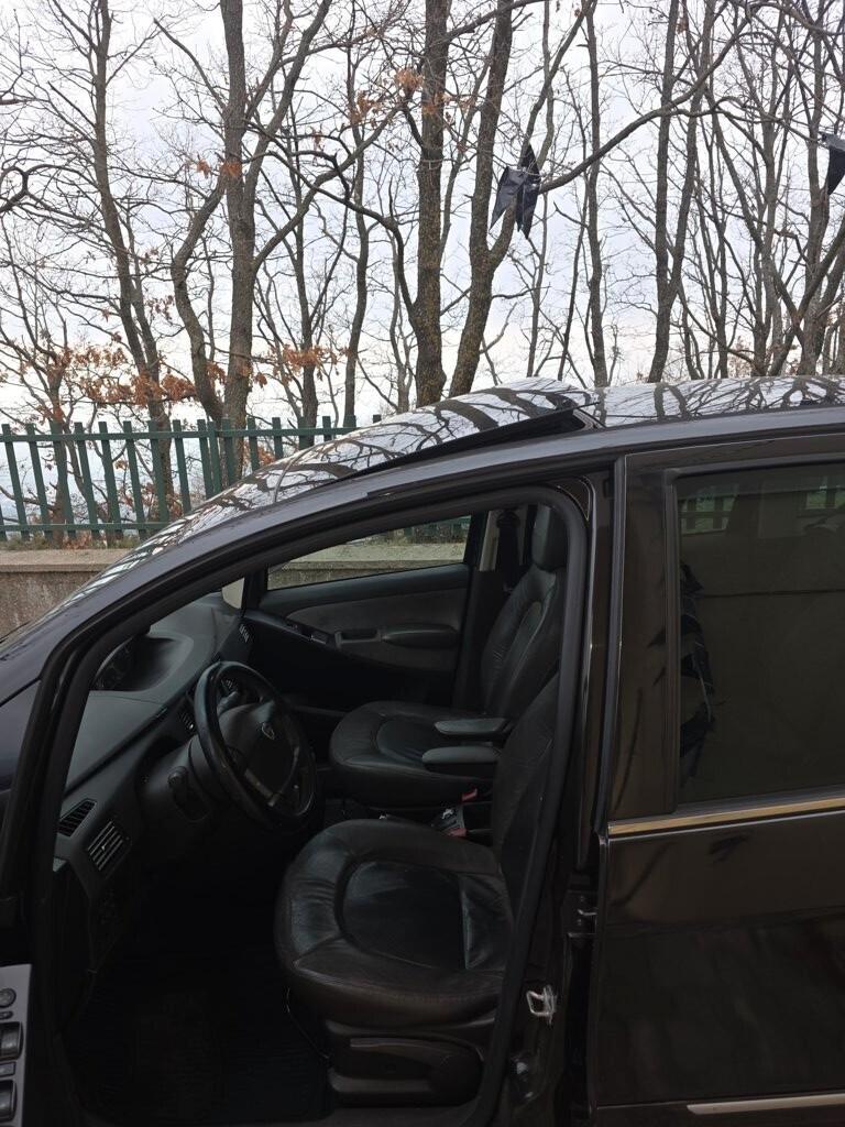 Lancia MUSA 1.6 Multijet Poltrona Frau