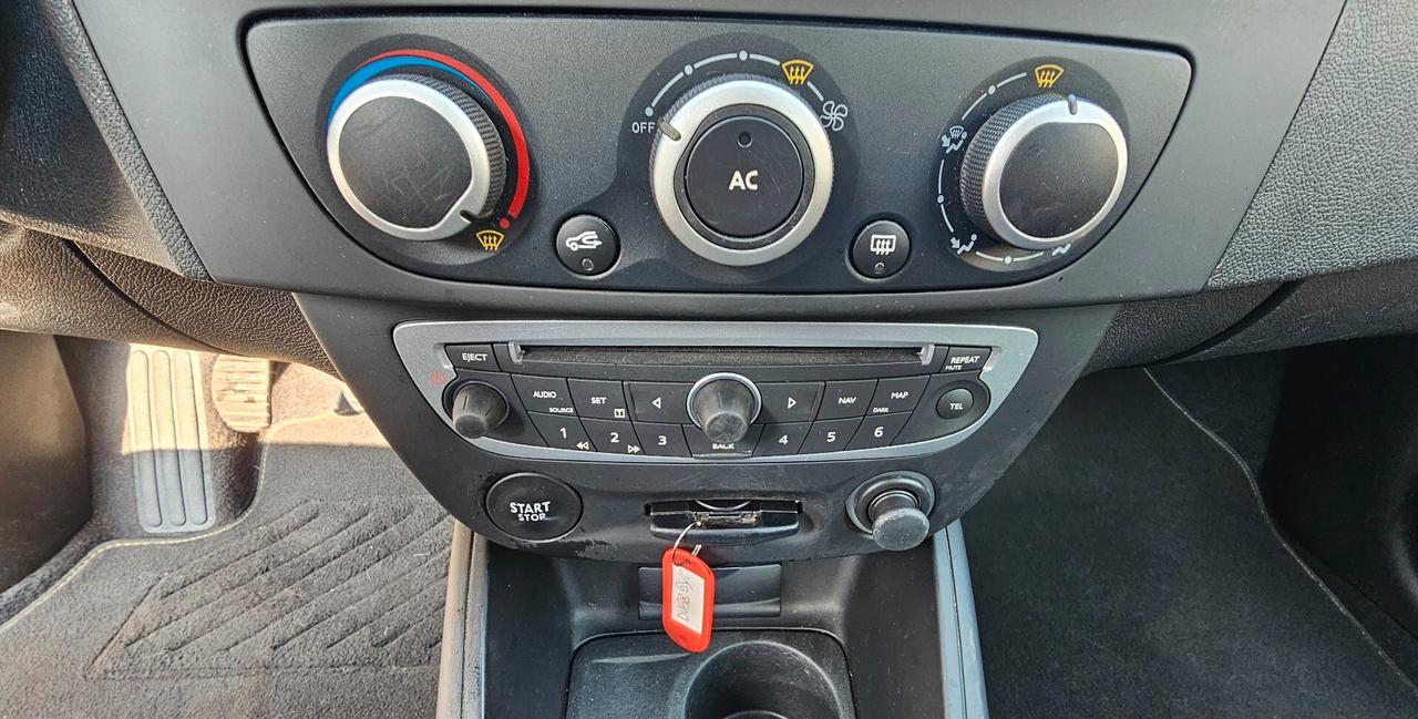 Renault Megane Mégane Coupé 1.6 Dynamique