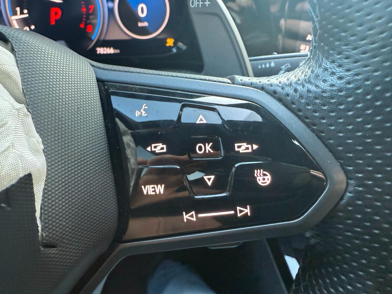 Golf 2.0 TSI R DSG 4Motion PERFORMANCE AKRAPOVIC ! INCIDENTATA !