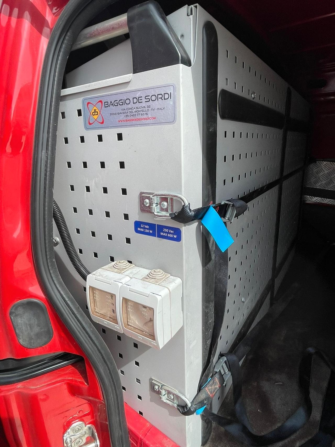 Fiat Fiorino 1.3 MJT 95CV Cargo Adventure