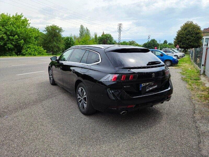 Peugeot 508 508 Plug-in Hybrid 225 e-EAT8 SW Allure